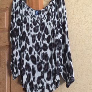 Linen leopard top